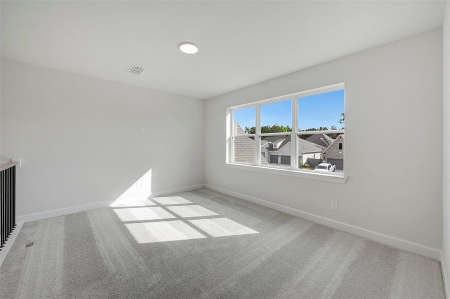 Spacious, unfurnished interior of a new home in ARTAVIA - Parkview Collection, Conroe (Image 27).