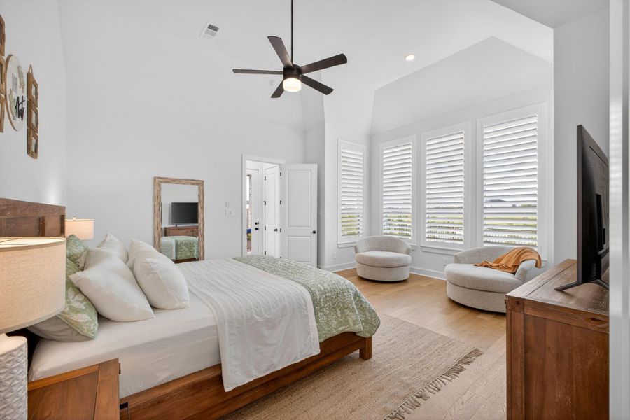 Furnished interior view inside a new home in Cross Creek West, Fulshear (Image 6).