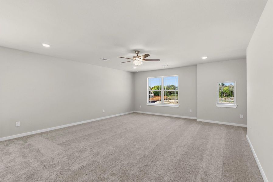 Spacious, unfurnished interior of a new home in Trinity Grove, Spring (Image 11).