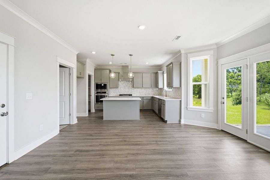 Spacious, unfurnished interior of a new home in Aden Woods, Fairview (Image 32).