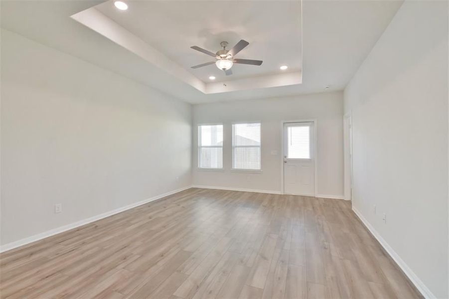 Spacious, unfurnished interior of a new home in Lakes at Black Oak, Magnolia (Image 38).