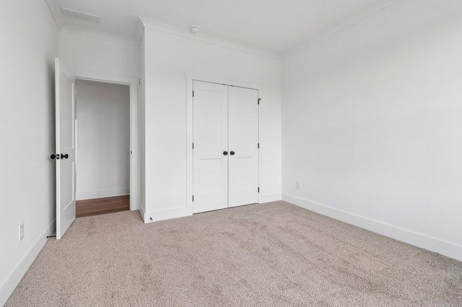 Image 33 of a home in Pinegate.