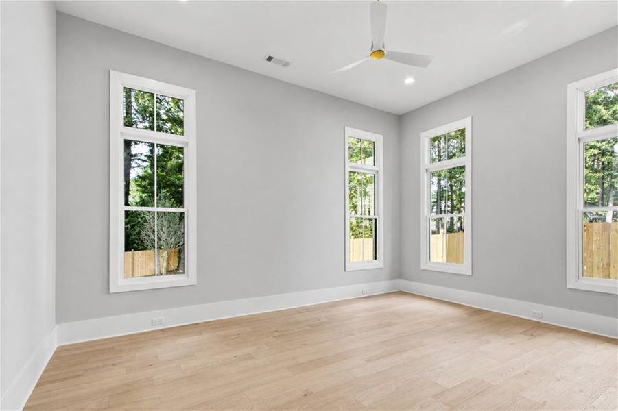 Spacious, unfurnished interior of a new home in , Alpharetta (Image 55). Spacious, unfurnished interior of a new home in , Alpharetta (Image 55).