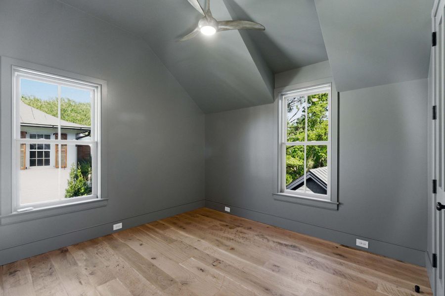 Spacious, unfurnished interior of a new home in , Sullivan's Island (Image 33).