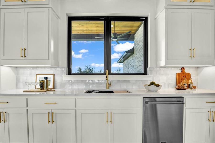 Furnished interior view inside a new home in , Aledo (Image 10).