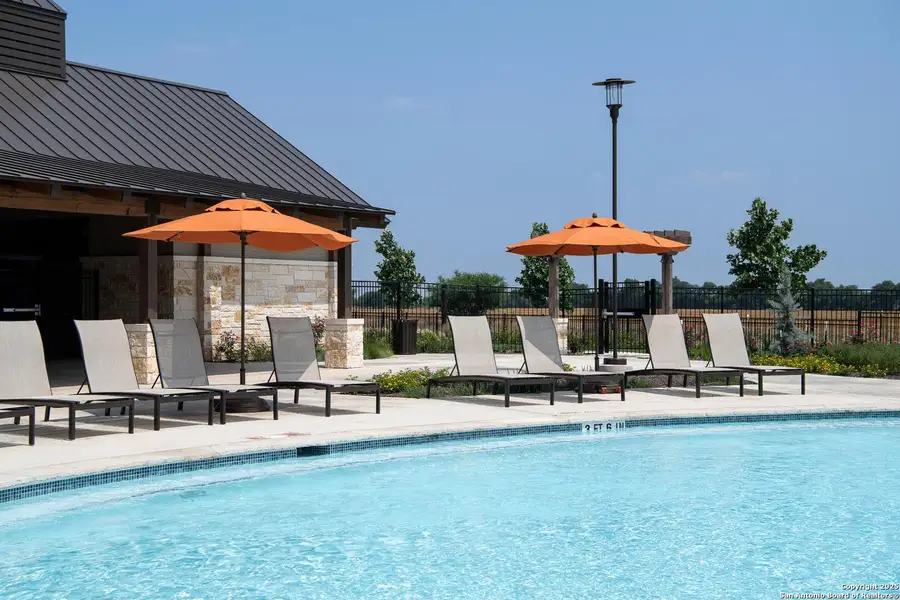 Community amenities in Meadows at Hennersby Hollow 40's, San Antonio (Image 32).
