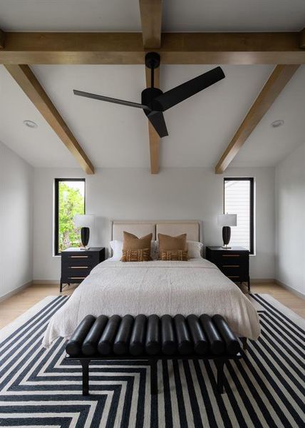 Furnished interior view inside a new home in , Dallas (Image 34).