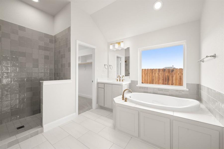 517 Geyser- Primary Suite-4 517 Geyser- Primary Suite-4