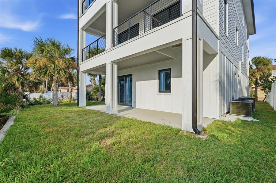 Exterior details and patio area of a home in , Flagler Beach (Image 39).