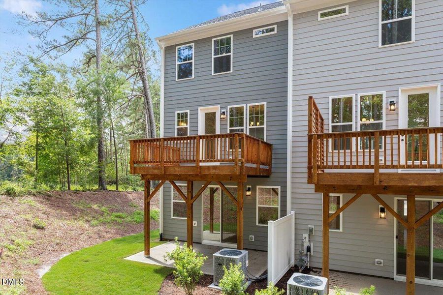 05-1113 Blackthorn Lane #10 [2248460]_05