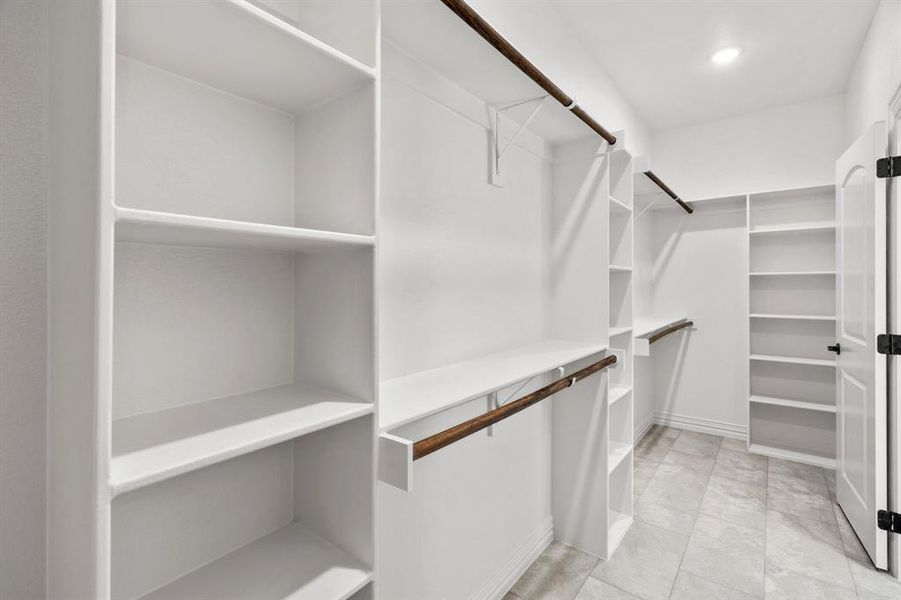 Spacious, unfurnished interior of a new home in , Weatherford (Image 20). Spacious, unfurnished interior of a new home in , Weatherford (Image 20).