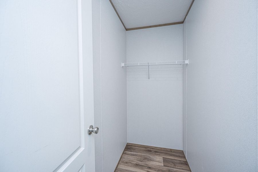 Spacious, unfurnished interior of a new home in , Summerville (Image 31).