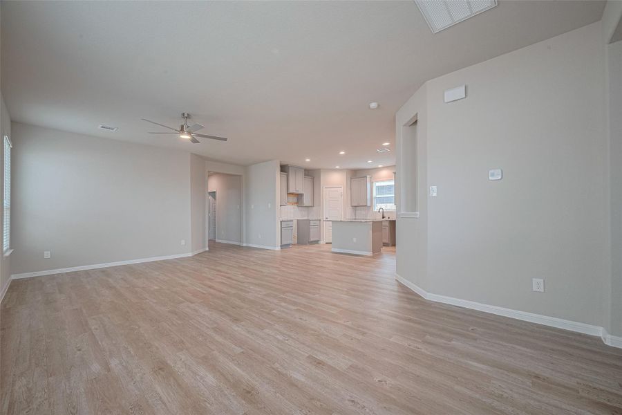 Spacious, unfurnished interior of a new home in , Brookshire (Image 32).