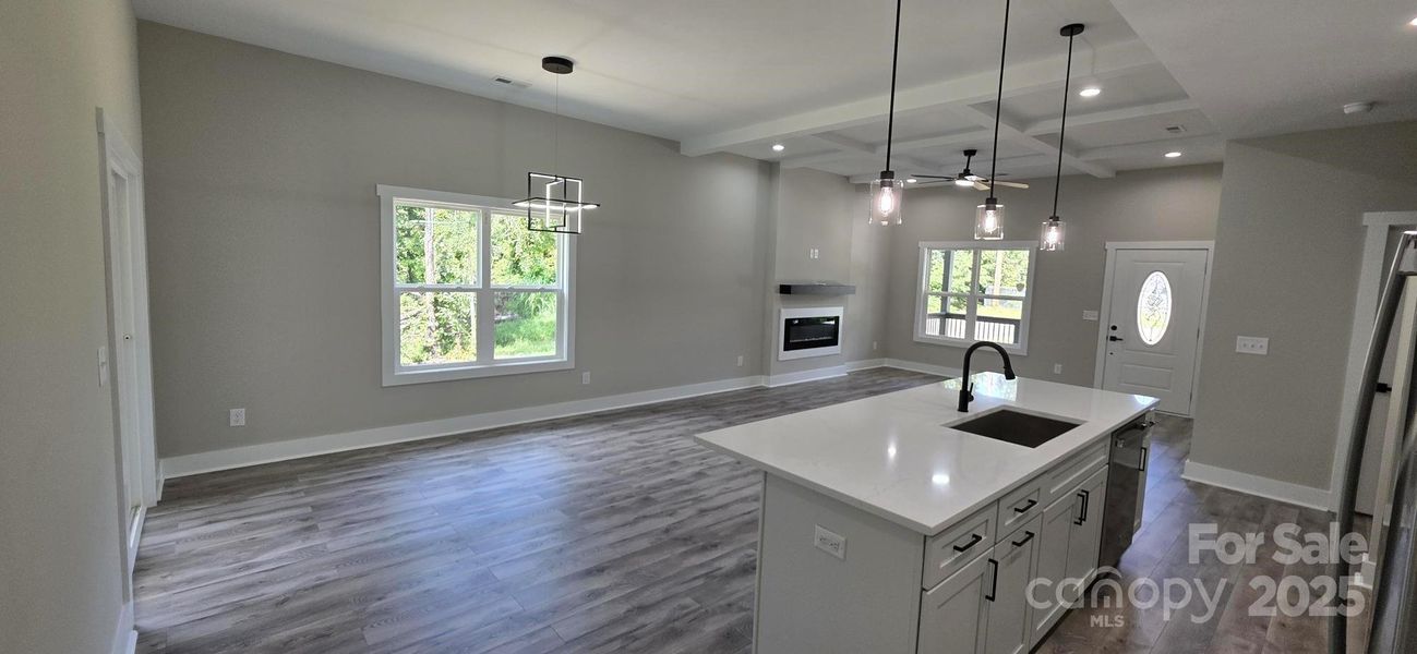 Spacious, unfurnished interior of a new home in , Gastonia (Image 25).