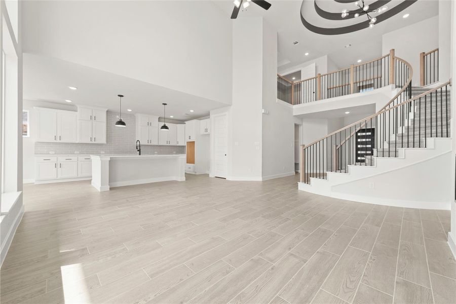 Spacious, unfurnished interior of a new home in The Woodlands Hills, Willis (Image 13).