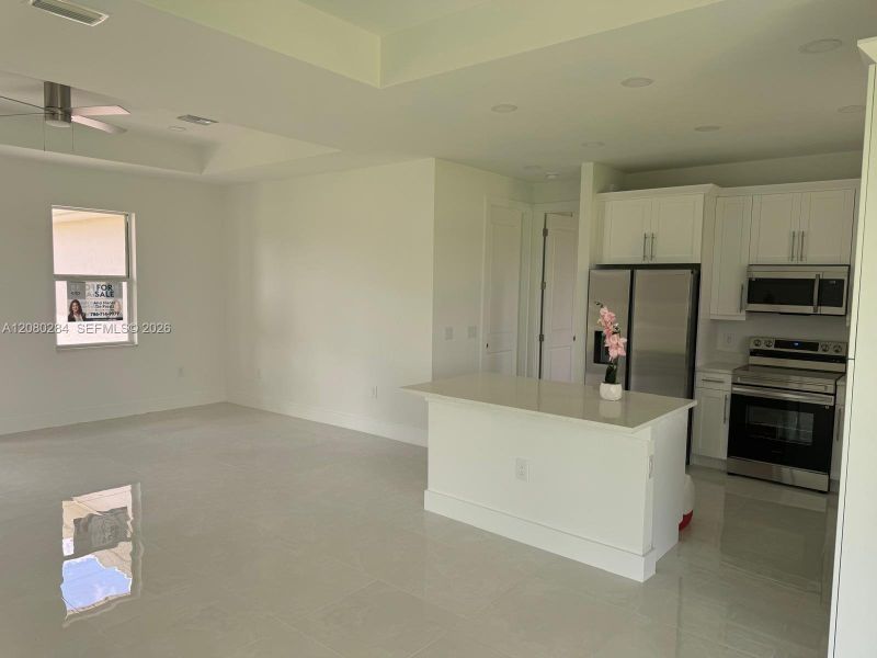 Image 10 of a home in . Image 10 of a home in .
