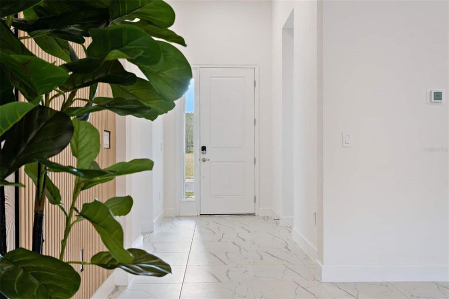 Spacious, unfurnished interior of a new home in , Kissimmee (Image 22).