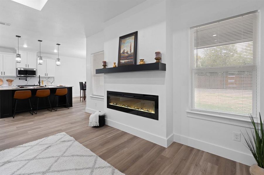Furnished interior view inside a new home in , Fort Worth (Image 5).