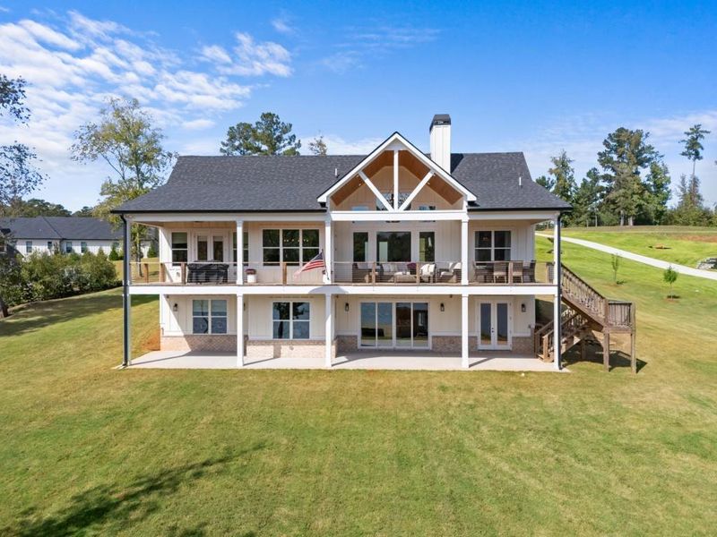 Exterior details and patio area of a home in , Monticello (Image 22).