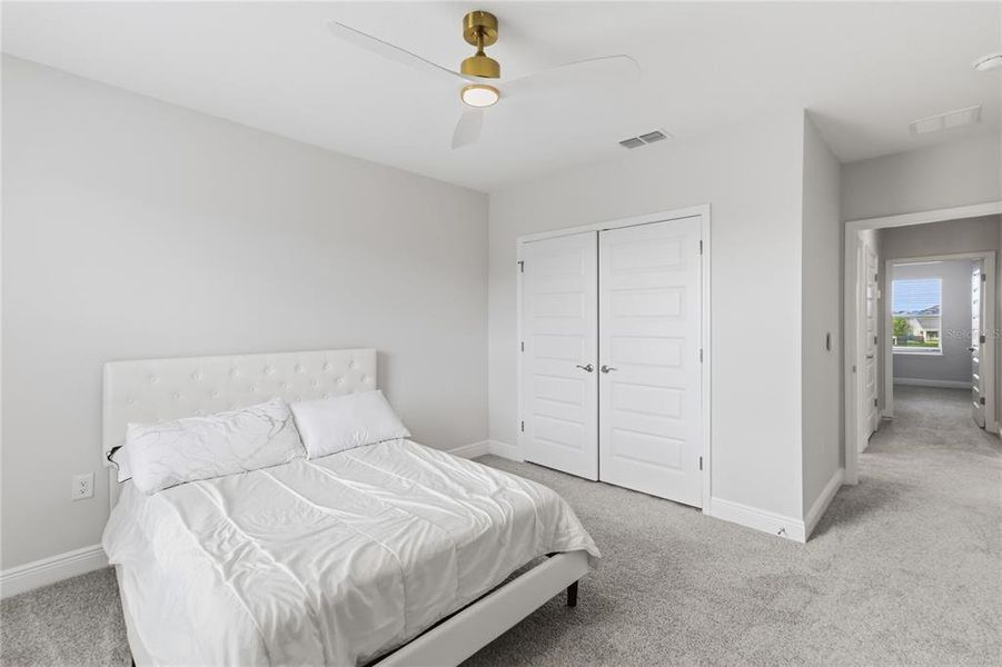 Furnished interior view inside a new home in , Winter Garden (Image 9).