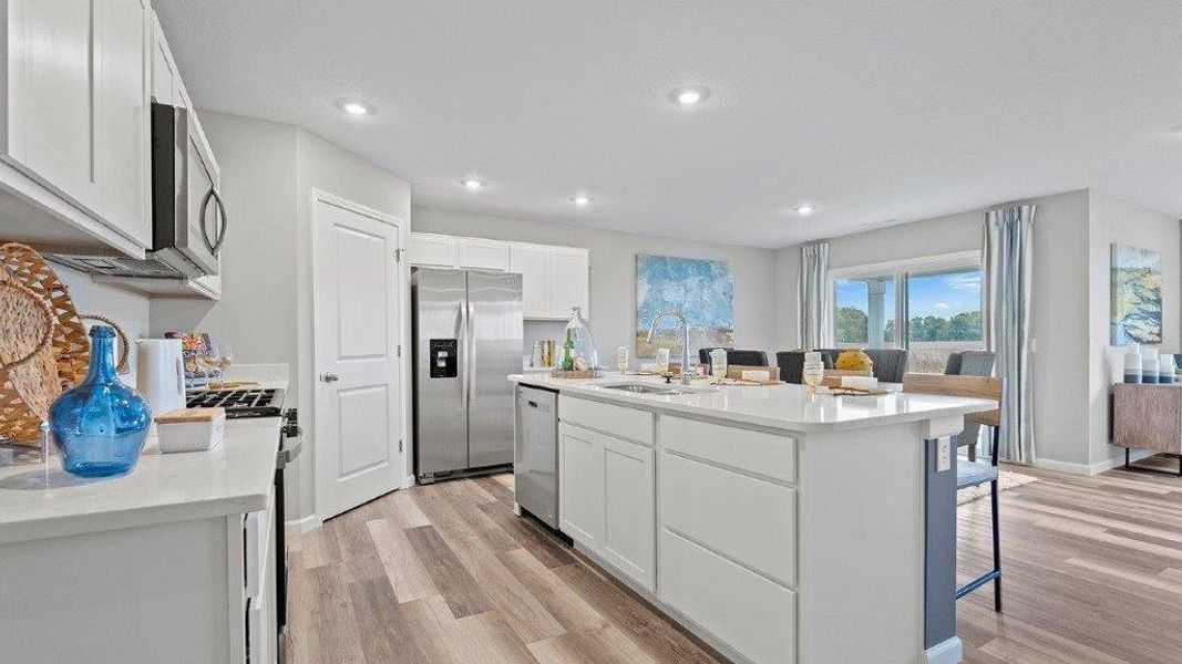Representative furnished interior of a home built from the Chatham by D.R. Horton in Ruskin Preserve, Ruskin (Image 15).