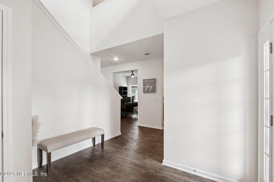 Image 44 of a home in Cross Creek Express.