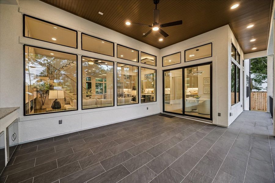 Exterior details and patio area of a home in , Bellaire (Image 3).