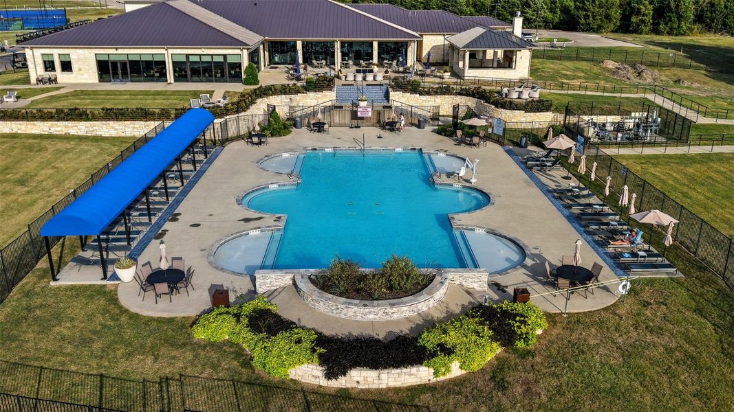 Community amenities in Heath Golf and Yacht Club, Heath (Image 14). Community amenities in Heath Golf and Yacht Club, Heath (Image 14).