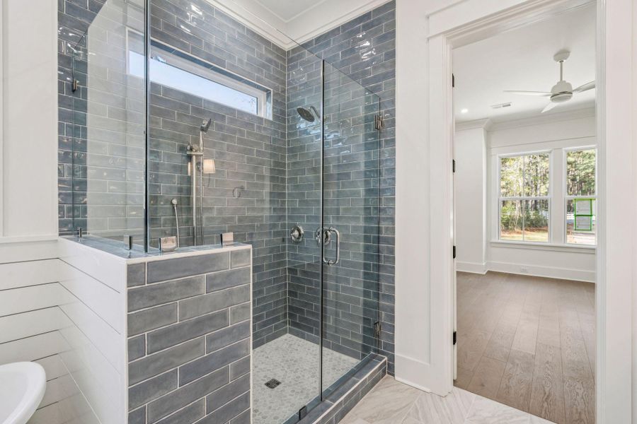 Image 70 of a home in .