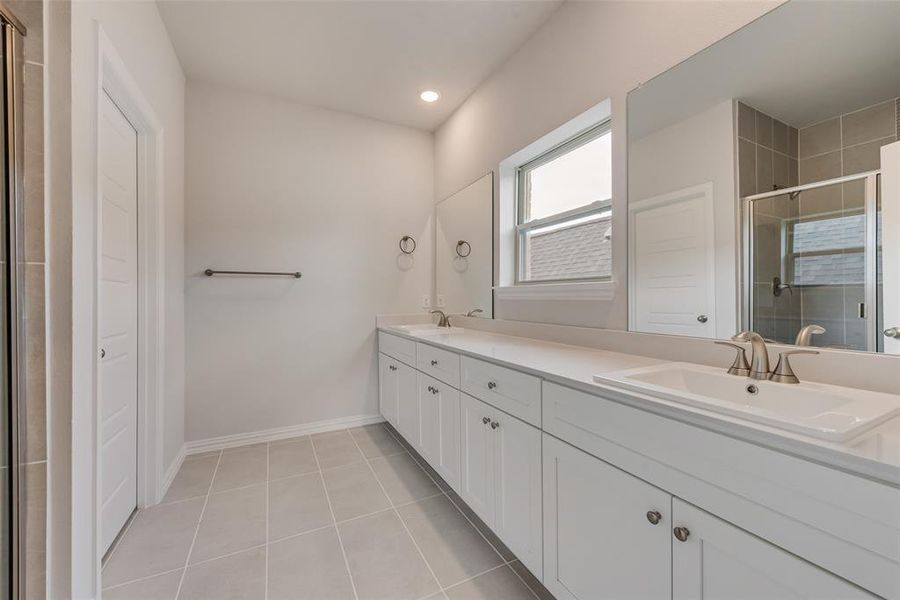 Furnished interior view inside a new home in City Point, North Richland Hills (Image 5).