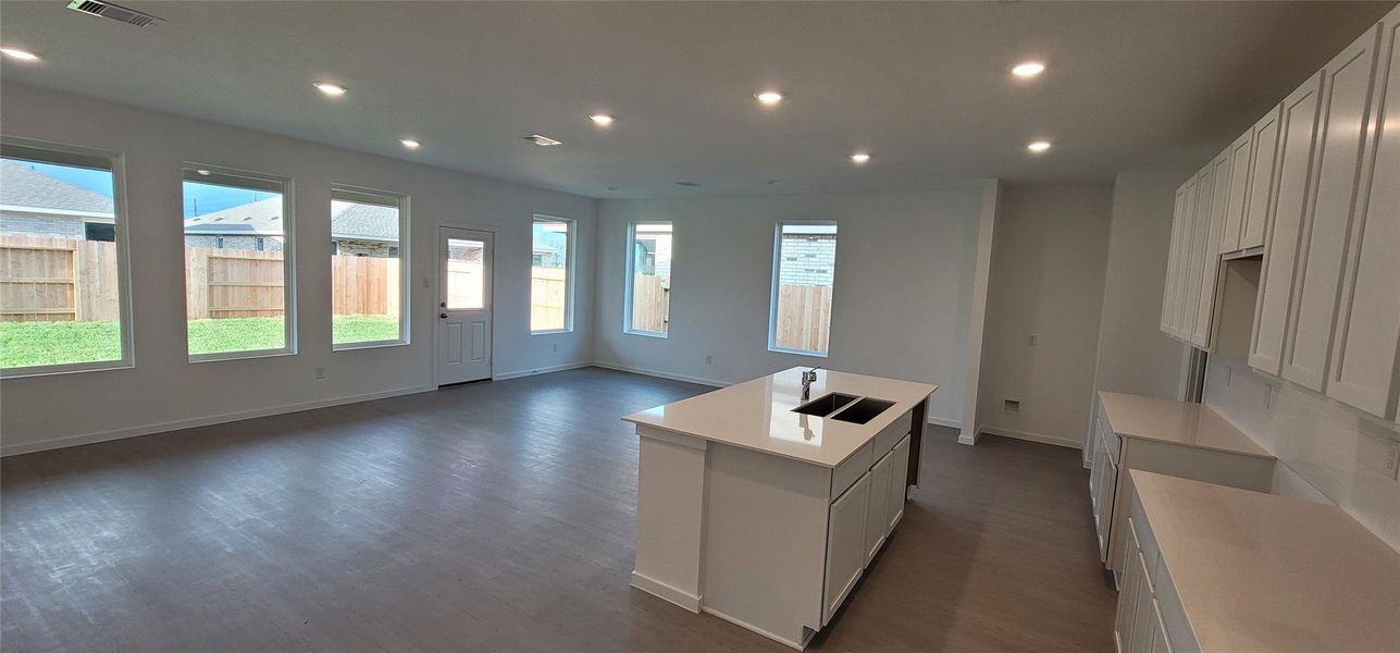 **NOT ACTUAL HOME. REPRESENTATION OF SAME FLOOR PLAN AND ELEVATION **NOT ACTUAL HOME. REPRESENTATION OF SAME FLOOR PLAN AND ELEVATION