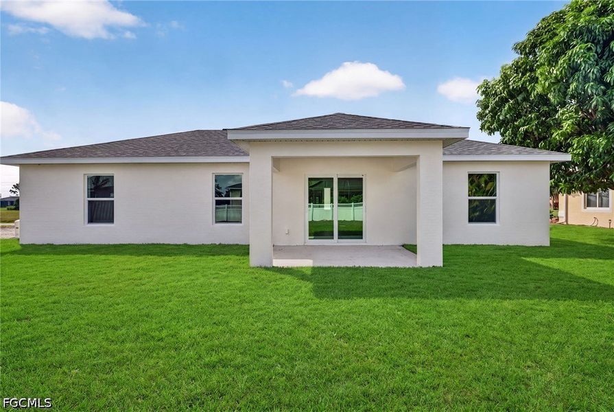 Exterior details and patio area of a home in Cape Coral, Cape Coral (Image 19).