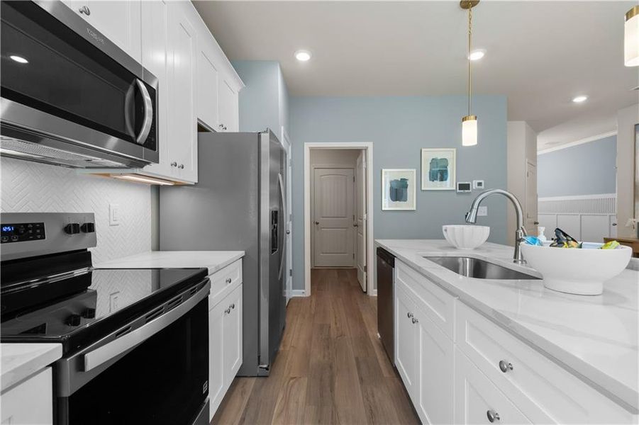 Furnished interior view inside a new home in Langley Overlook, Loganville (Image 16). Furnished interior view inside a new home in Langley Overlook, Loganville (Image 16).