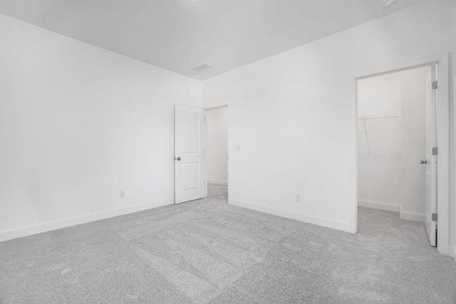 Spacious, unfurnished interior of a new home in Bailey Fence, Dacula (Image 20).