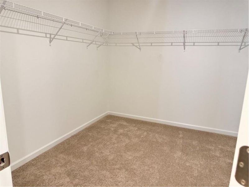 Spacious, unfurnished interior of a new home in , Locust Grove (Image 11).