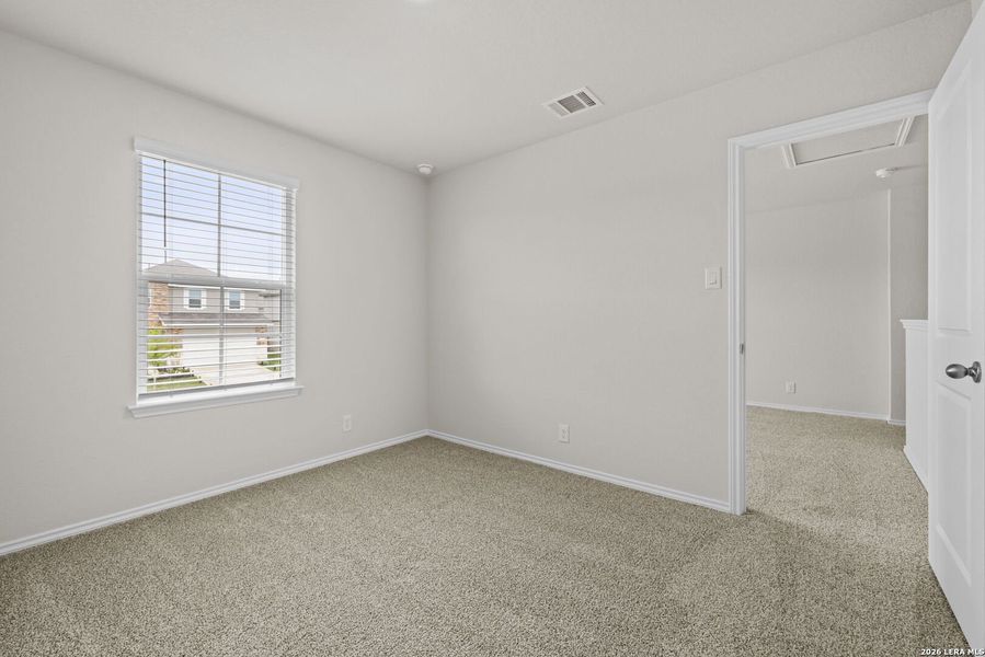Spacious, unfurnished interior of a new home in Redbird Ranch, San Antonio (Image 24).