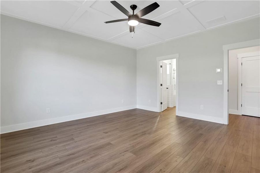 Spacious, unfurnished interior of a new home in Cambridge, Flowery Branch (Image 24).