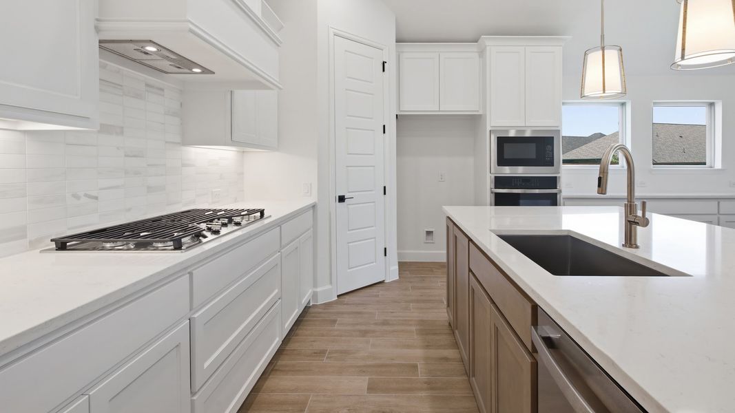 Furnished interior view inside a new home in Hillstead, Lavon (Image 12).