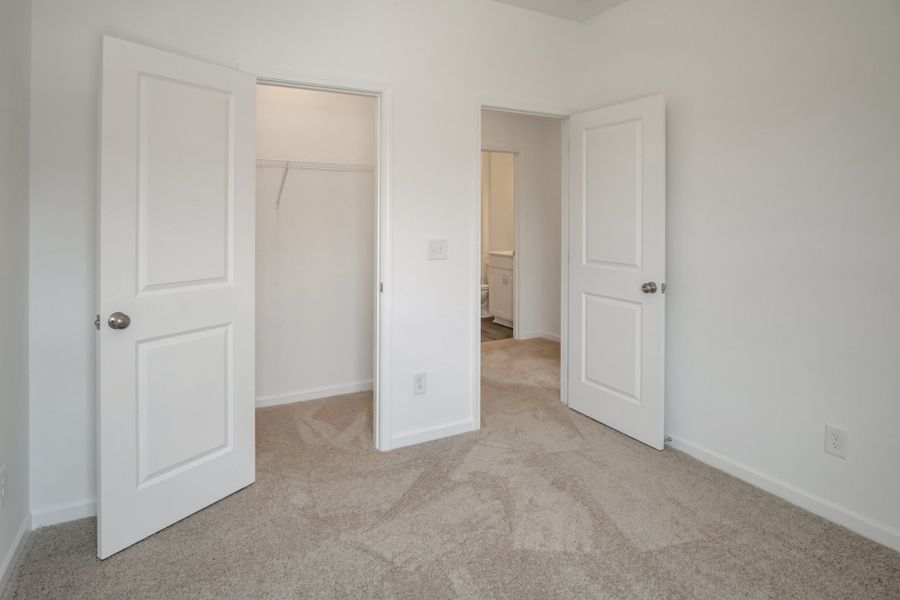 Spacious, unfurnished interior of a new home in Sweetbriar Place, Lebanon (Image 31). Spacious, unfurnished interior of a new home in Sweetbriar Place, Lebanon (Image 31).