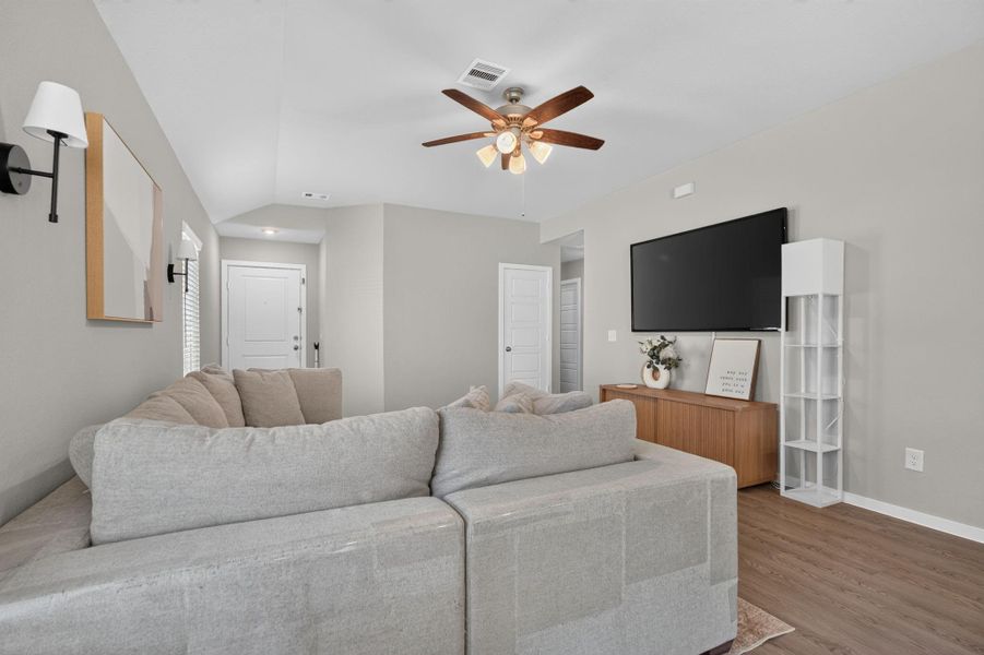 Furnished interior view inside a new home in Caney Mills, Conroe (Image 17).