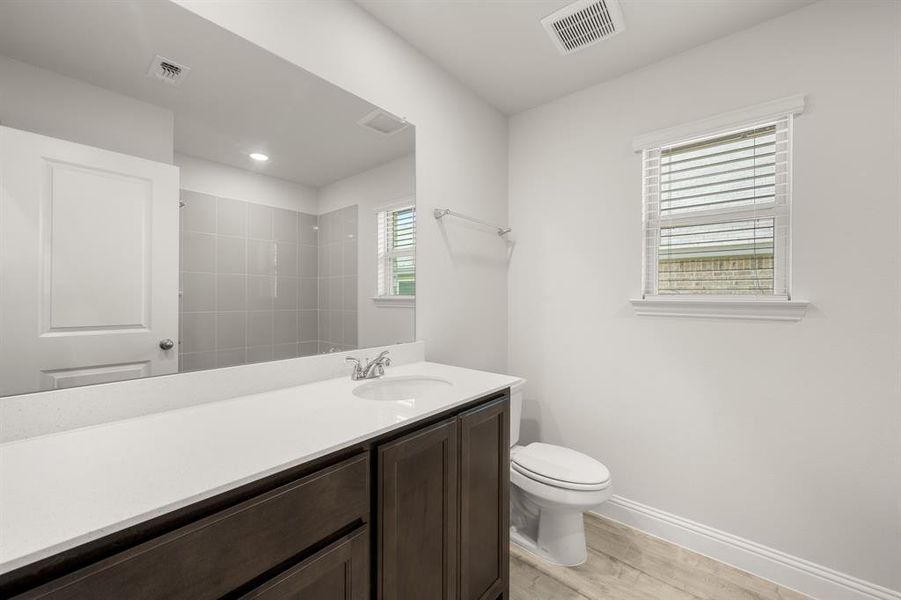 317 Comfort- Bathroom-1