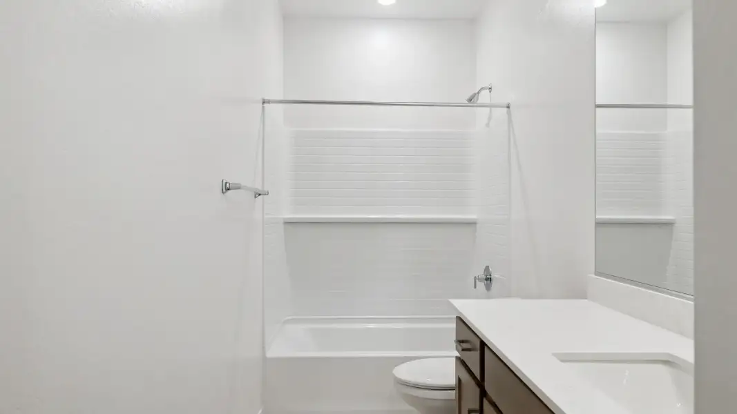 Furnished interior view inside a new home in El Cidro, Goodyear (Image 12).