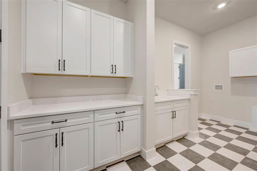 Furnished interior view inside a new home in Palmera Wellen Park – Executive Series, Venice (Image 6). Furnished interior view inside a new home in Palmera Wellen Park – Executive Series, Venice (Image 6).