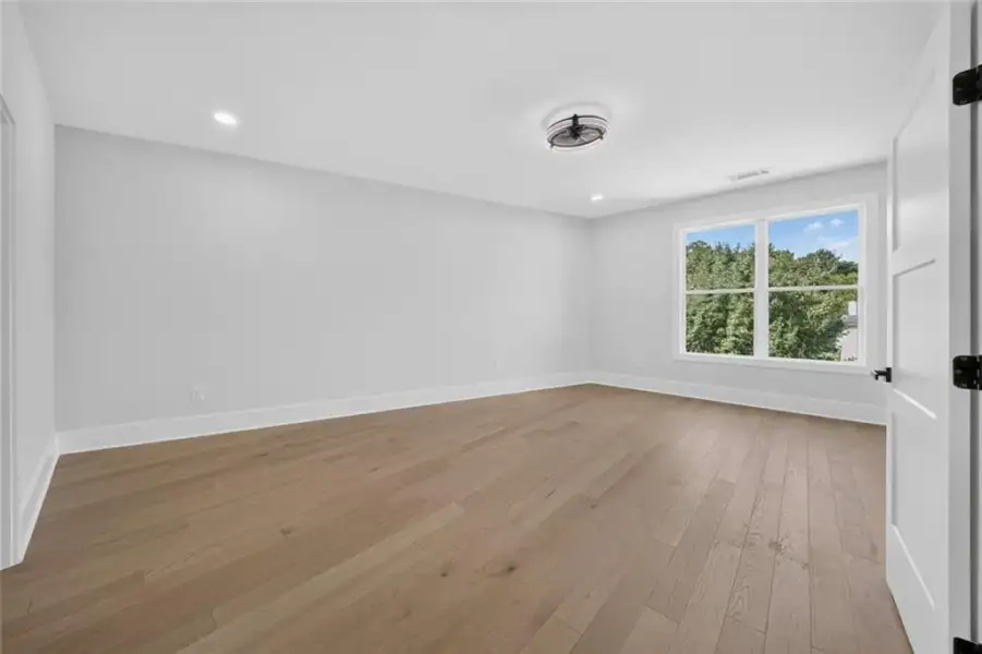 Spacious, unfurnished interior of a new home in , Loganville (Image 30).