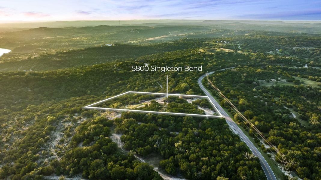 Image 16 of a home in . Image 16 of a home in .