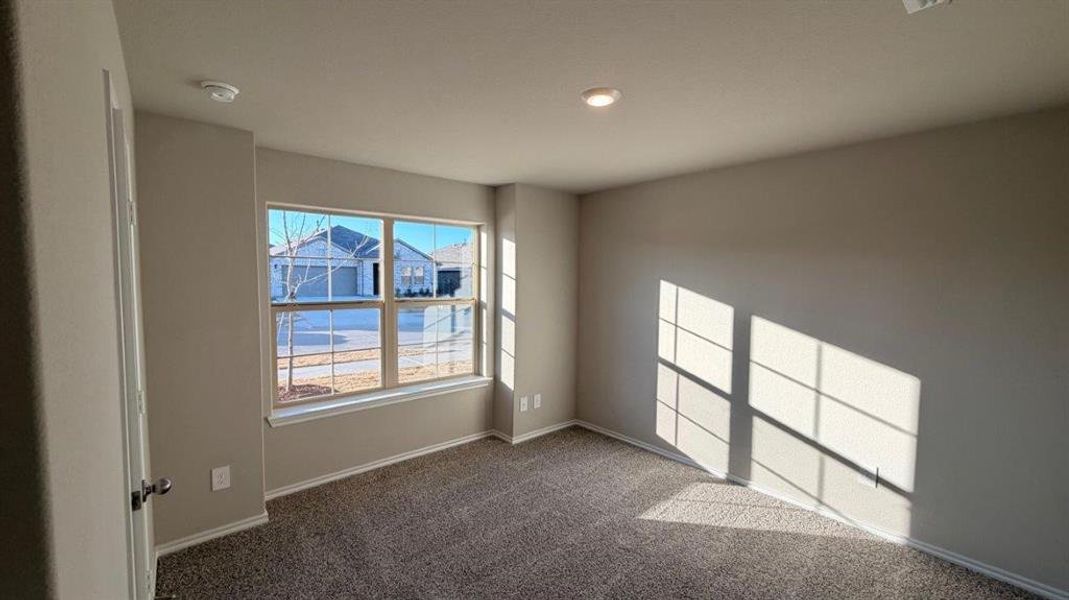 Spacious, unfurnished interior of a new home in Rosewood at Beltmill, Fort Worth (Image 11).