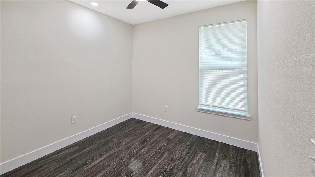 Spacious, unfurnished interior of a new home in , Mabank (Image 14).