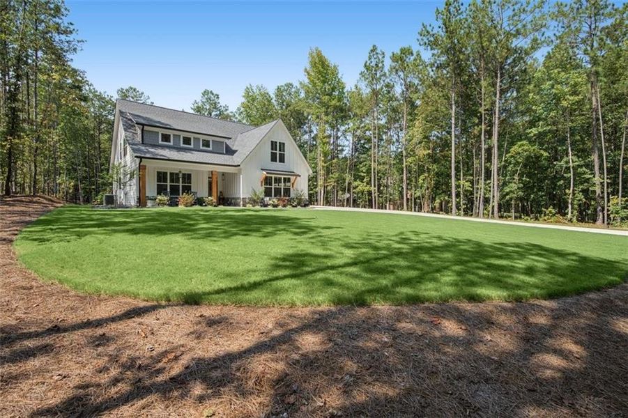 Exterior details and patio area of a home in , Douglasville (Image 38).