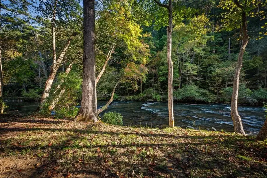 Natural landscape and outdoor views near in Ellijay (Image 22). Natural landscape and outdoor views near in Ellijay (Image 22).