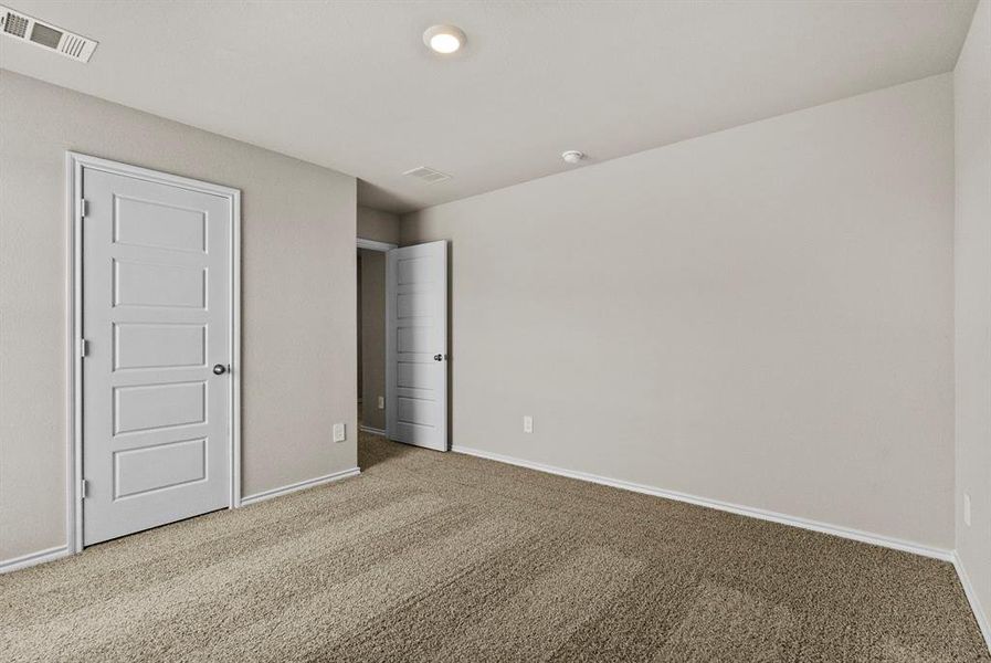 Spacious, unfurnished interior of a new home in , Fort Worth (Image 21).